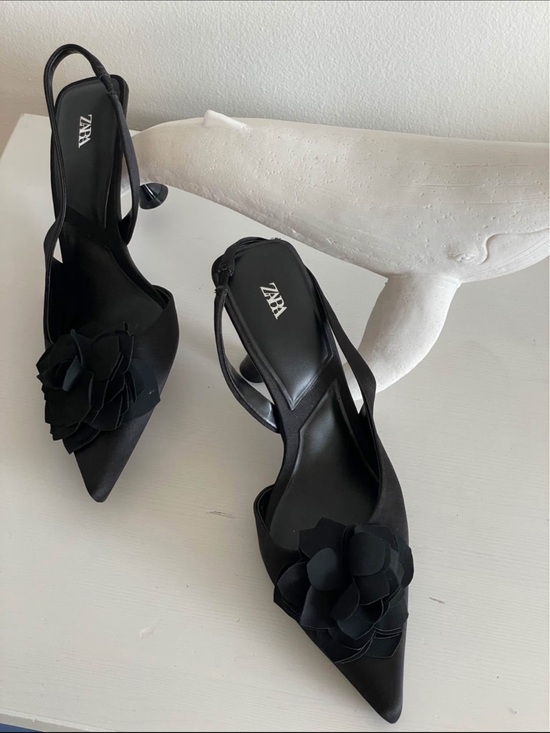Zara Shoes - Zara Black Pointed Slingback Heels with Floral Detail